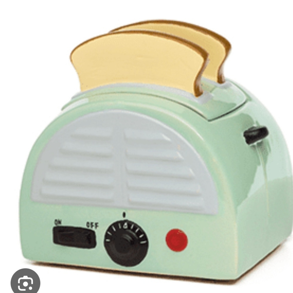 Scentsy brand new warmer retro toaster Morning Toast